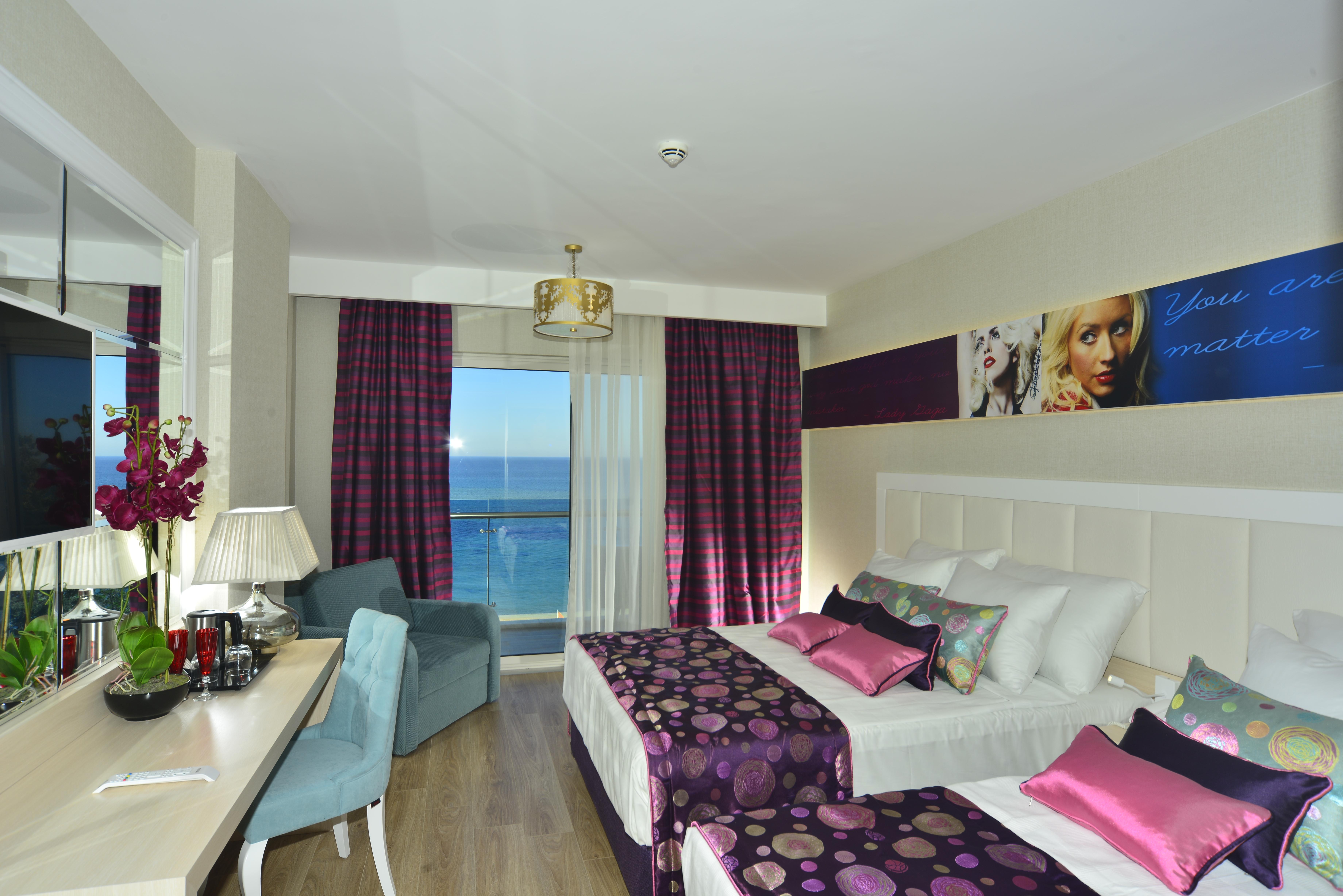 Azura Deluxe Resort & Spa เอาซัลลาร์ ภายนอก รูปภาพ
