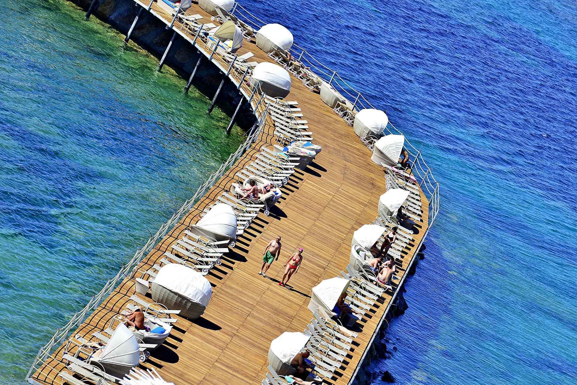 Azura Deluxe Resort & Spa เอาซัลลาร์ ภายนอก รูปภาพ
