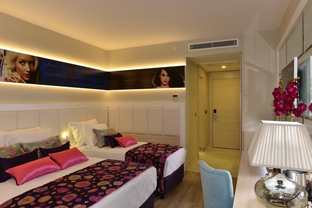 Azura Deluxe Resort & Spa เอาซัลลาร์ ภายนอก รูปภาพ