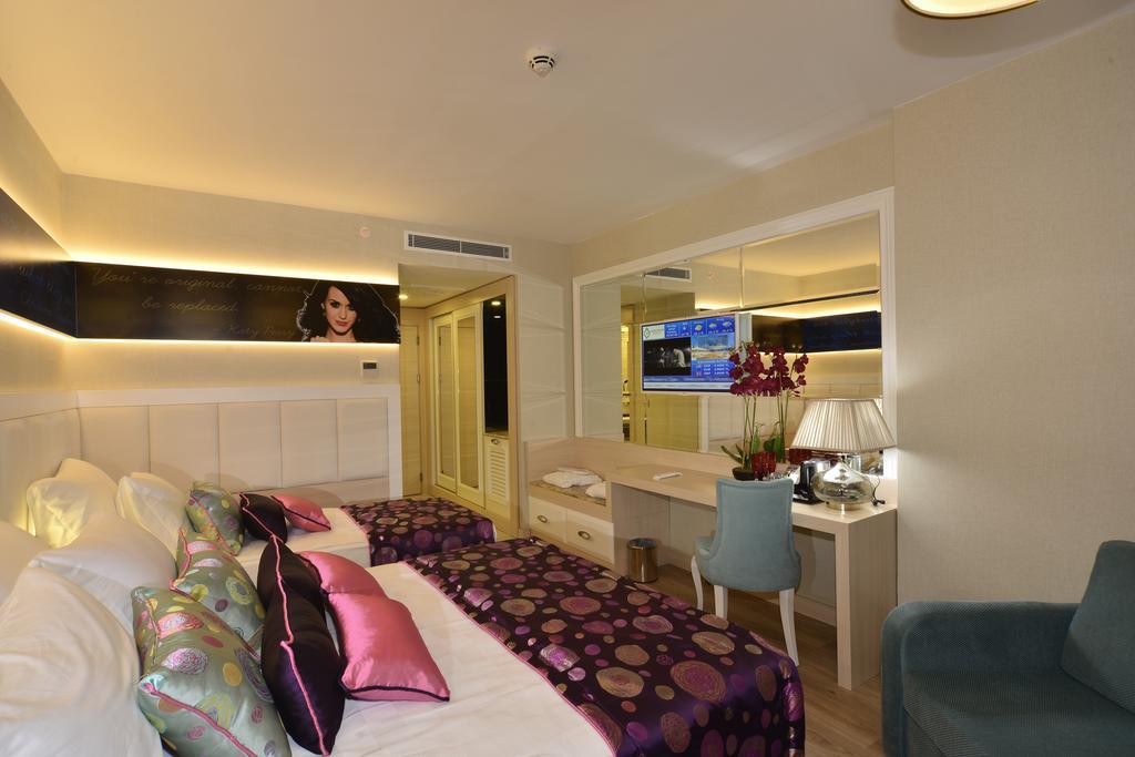 Azura Deluxe Resort & Spa เอาซัลลาร์ ภายนอก รูปภาพ